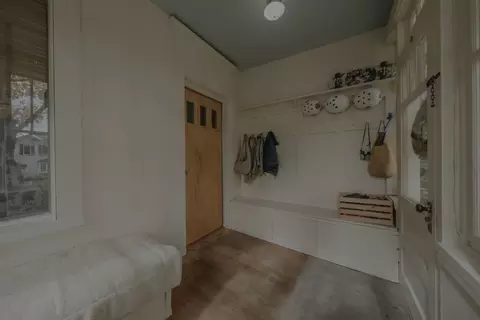 Entry Way - 426 5th Ave E, Kalispell, MT 59901 photo 8 of 30