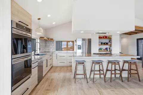 Kitchen - 25567 Three Moon Dr, Elmo, MT 59915 photo 4 of 5