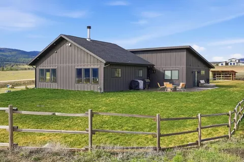 Exterior - 25567 Three Moon Dr, Elmo, MT 59915 photo 15 of 17