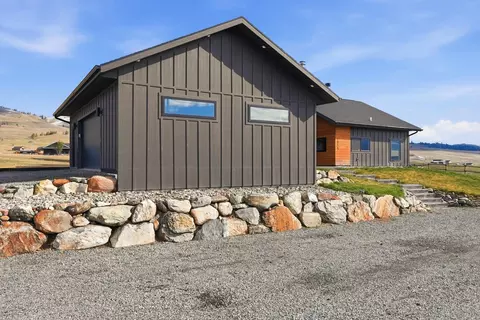 Exterior - 25567 Three Moon Dr, Elmo, MT 59915 photo 6 of 17