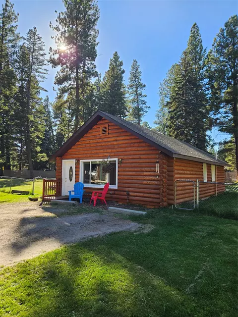Exterior - 214 Ninth Ave, Lincoln, MT 59639 photo 2 of 17