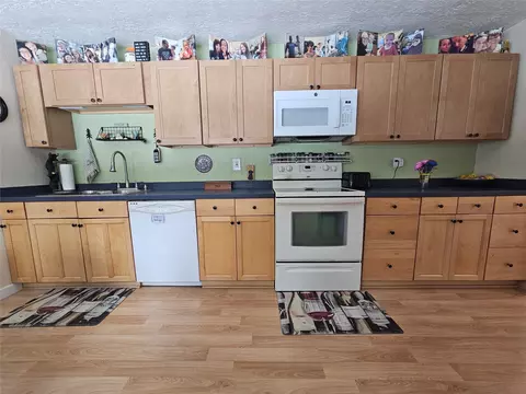 Kitchen - 214 Ninth Ave, Lincoln, MT 59639 photo 2 of 3