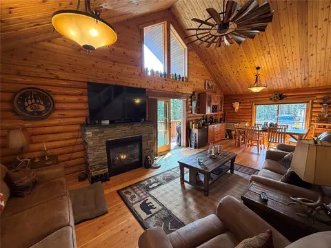 Living - 32 Mortimer Gulch Rd, Augusta, MT 59410 photo 5 of 7