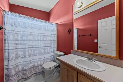 Bath - 1873 Jack Rabbit Ln, Whitehall, MT 59759 photo 3 of 3