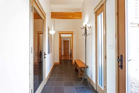 Entry Way - Undisclosed, Hamilton, MT 59840 photo 2 of 2