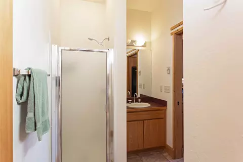 Bath - Undisclosed, Hamilton, MT 59840 photo 6 of 6