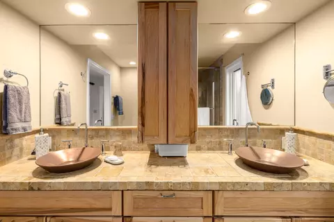 Bath - 280 Mallard Loop, Whitefish, MT 59937 photo 1 of 3