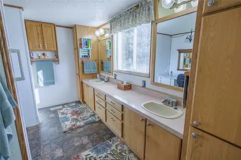 Bath - 1110 5th St E, Polson, MT 59860 photo 1 of 6