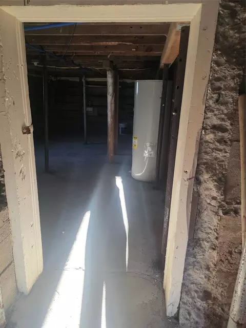 Entry Way - 126 S Maple St, Townsend, MT 59644 photo 2 of 2