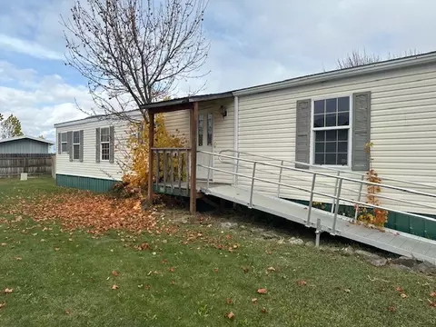 467 Grantsdale Rd #5, Hamilton, MT 59840