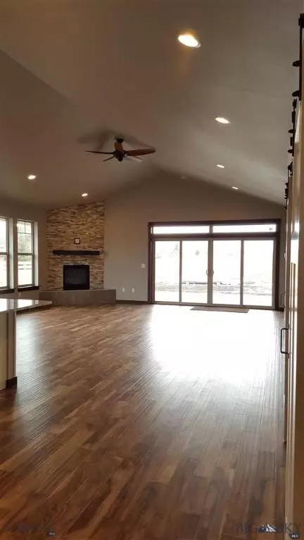 4102 Sunstone St, Bozeman, MT 59718 photo 9