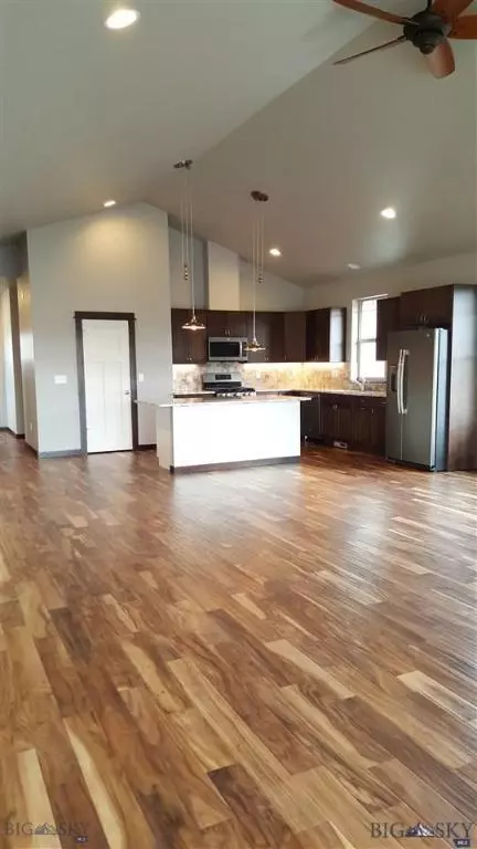 4102 Sunstone St, Bozeman, MT 59718 photo 4