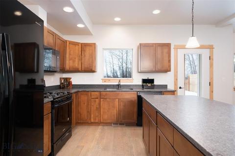 1325 Bora Way, Bozeman, MT 59718 photo 2