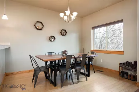 913 Forest Gln UNIT B, Bozeman, MT 59718 photo 6