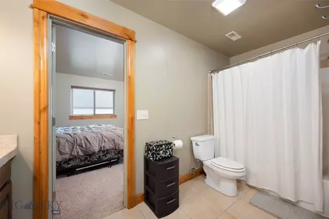 913 Forest Gln UNIT B, Bozeman, MT 59718 photo 15