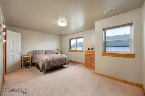 913 Forest Gln UNIT B, Bozeman, MT 59718 photo 14