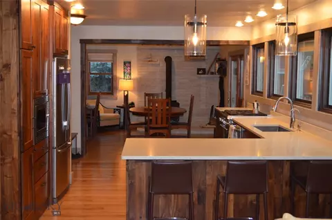 349 Crest Dr, Bozeman, MT 59718 photo 7