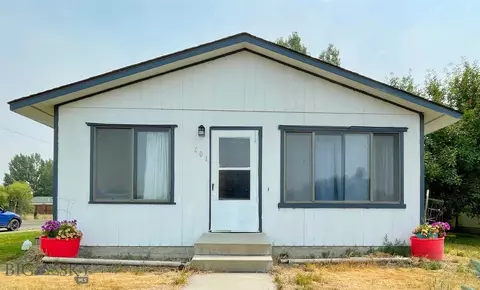 601 3rd Ave W, Three Forks, MT 59752 photo 2