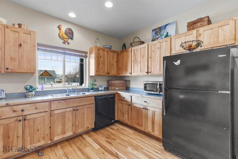 32 E Clara Ct, Bozeman, MT 59718 photo 10