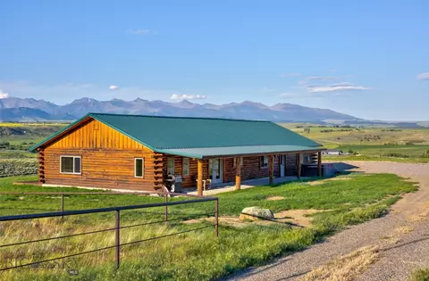 88 Brackett Creek Rd, Clyde Park, MT 59018