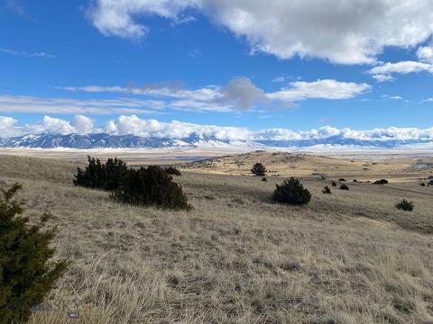 134 Deerfoot Trail, Ennis, MT 59729