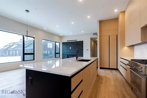 611 E Peach St #204, Bozeman, MT 59715