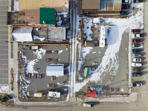 202204 206 Park St, Gardiner, MT 59030