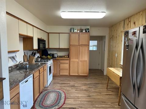 615 E 4th, Big Timber, MT 59011 photo 12