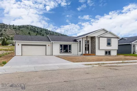 113 Avon Cir, Butte, MT 59701
