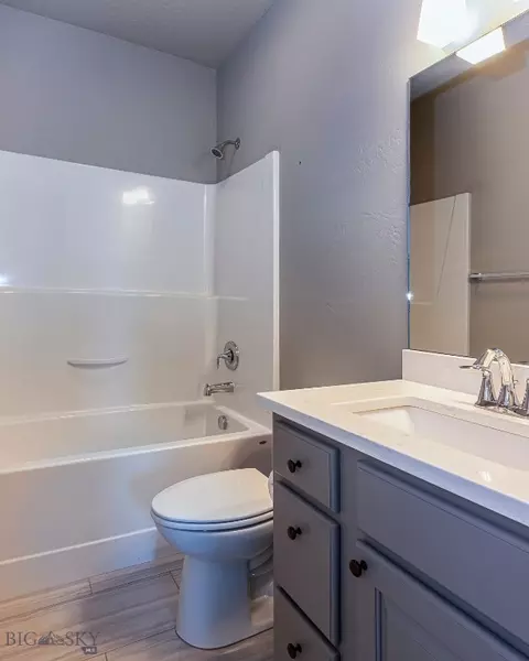 Bath - 2133 Stewart Loop, Bozeman, MT 59718 photo 6 of 7
