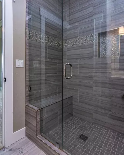 Bath - 2133 Stewart Loop, Bozeman, MT 59718 photo 2 of 7