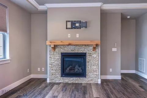 Living - 2133 Stewart Loop, Bozeman, MT 59718 photo 3 of 4