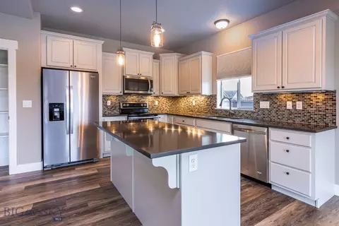 Kitchen - 2133 Stewart Loop, Bozeman, MT 59718 photo 2 of 8