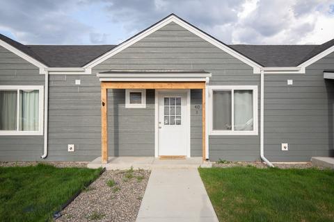 410 Brookline St #B, Livingston, MT 59047