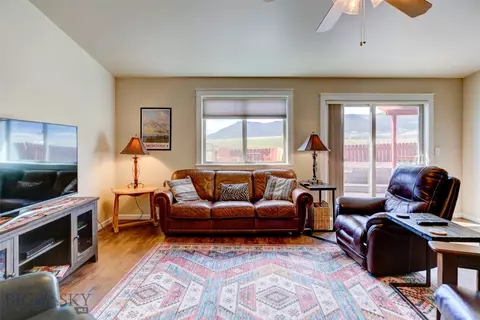 2105 Sun Ave, Livingston, MT 59047