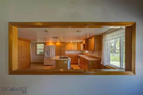 Kitchen - 1275 Highway 91 S #A, Dillon, MT 59725 photo 1 of 3