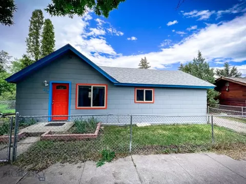 217 S G St, Livingston, MT 59047