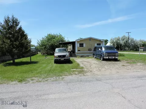 311 North George Street, Twin Bridges, MT 59754