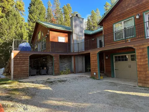 31 Village Ln, Anaconda, MT 59711