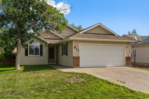 911 Golden West Dr, Belgrade, MT 59714