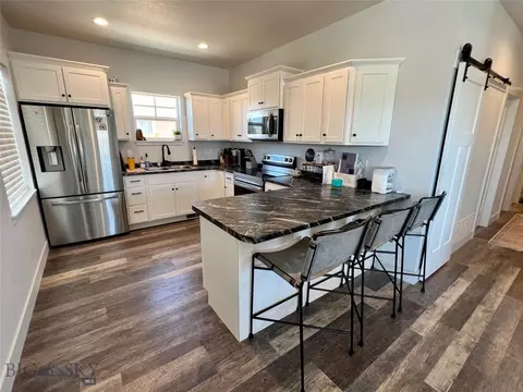 185 Johnson Ave, Dillon, MT 59725 photo 5