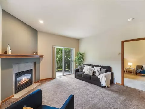 438 Stillwater Creek Dr #8, Bozeman, MT 59718
