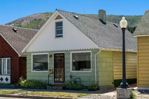 809 W 5th St, Anaconda, MT 59711