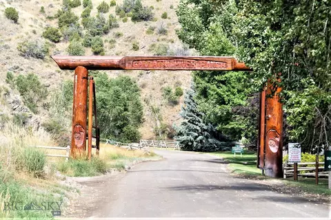 1251 Horseshoe Gulch, Manhattan, MT 59741
