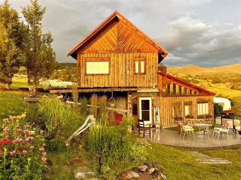 608 E Douglas, Virginia City, MT 59755