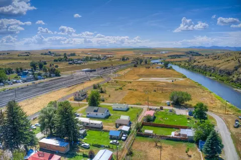11145 Railroad St, Logan, MT 59741