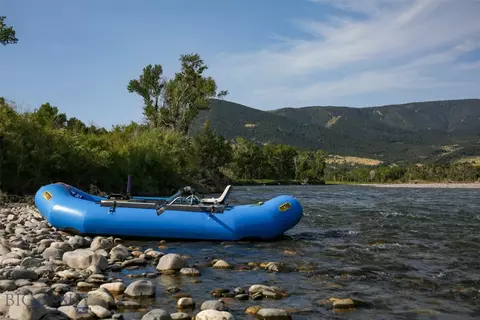 NHN Yellowstone River, Livingston, MT 59047