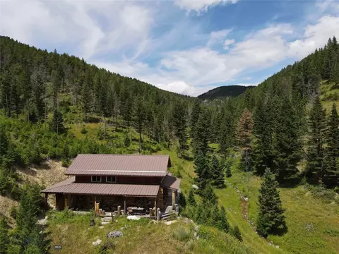 1956 Whiskey Gulch Trl, Lewistown, MT 59457