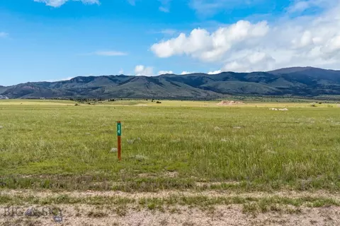 14 Lone Tree Dr, Townsend, MT 59644