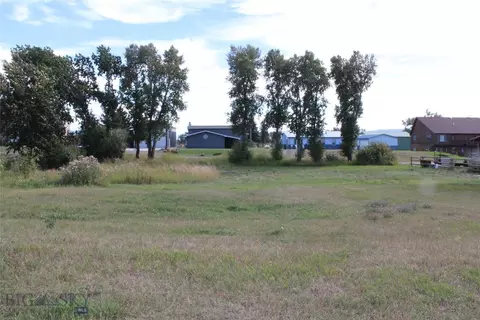 414 Main St W, Clyde Park, MT 59018